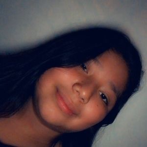 Meet your Posher, Yaneth